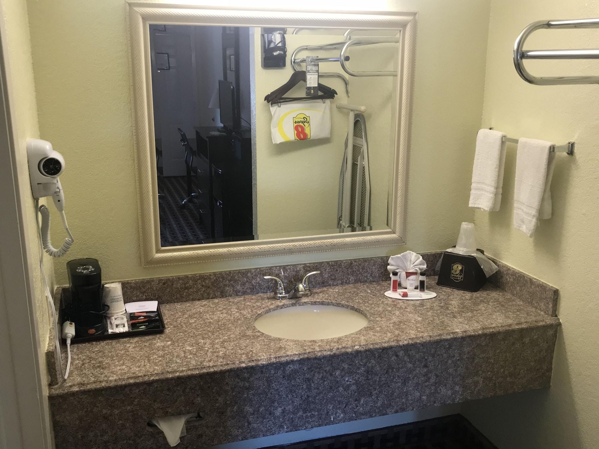 Motel Super 8 By Wyndham