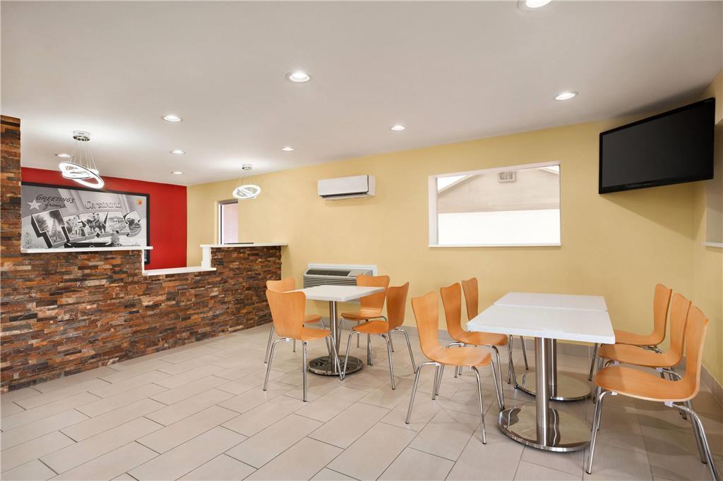 Super 8 By Wyndham