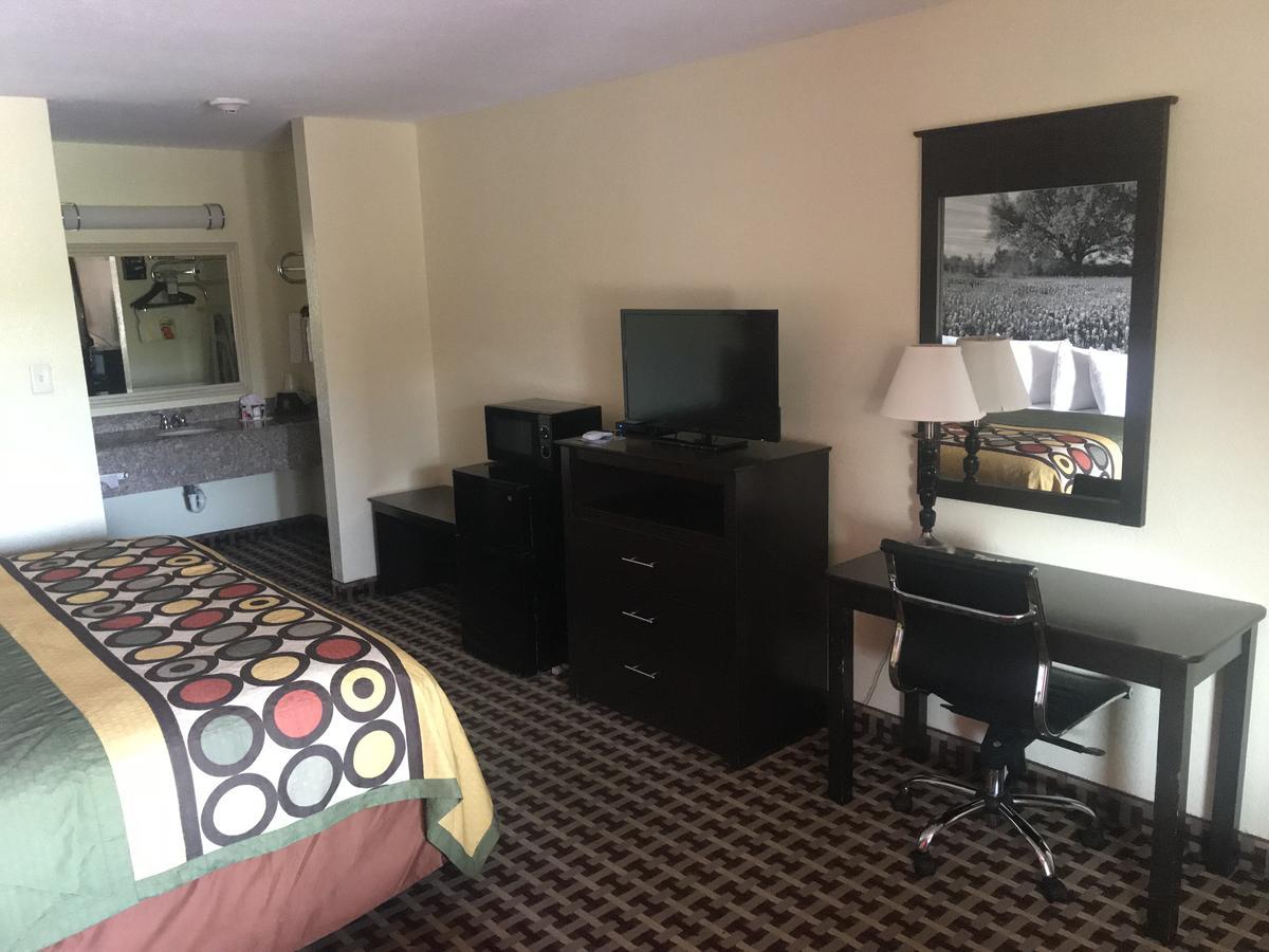 Super 8 By Wyndham Motel Corsicana