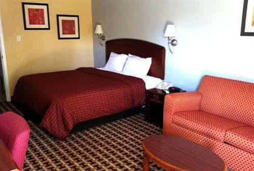 Super 8 By Wyndham